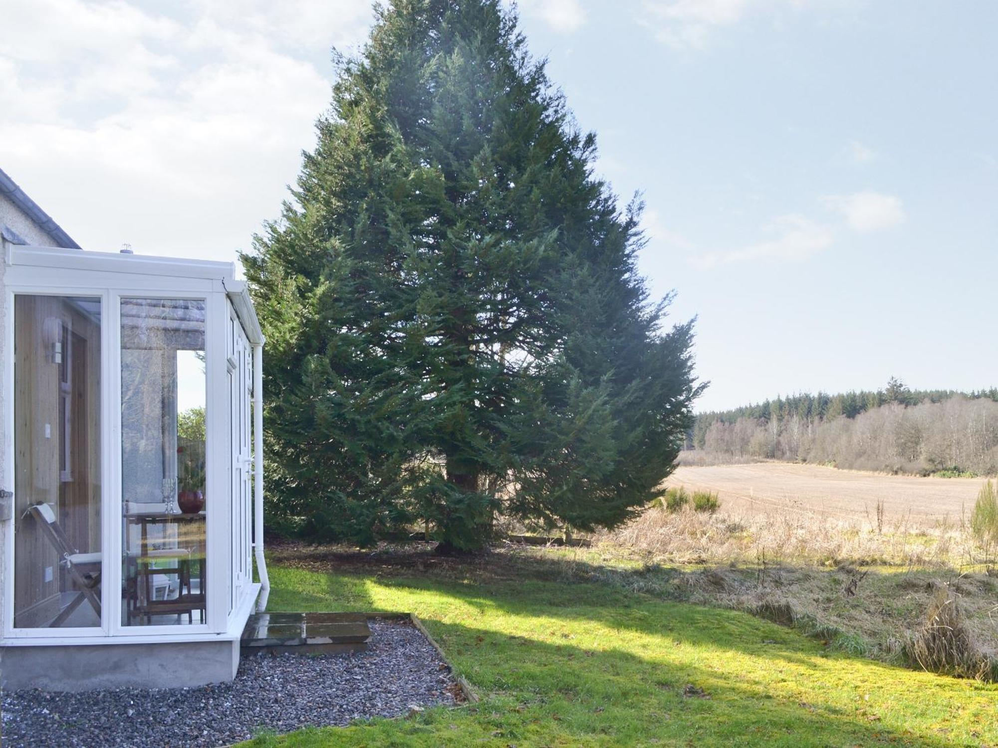 The Retreat Villa Belladrum Exteriör bild
